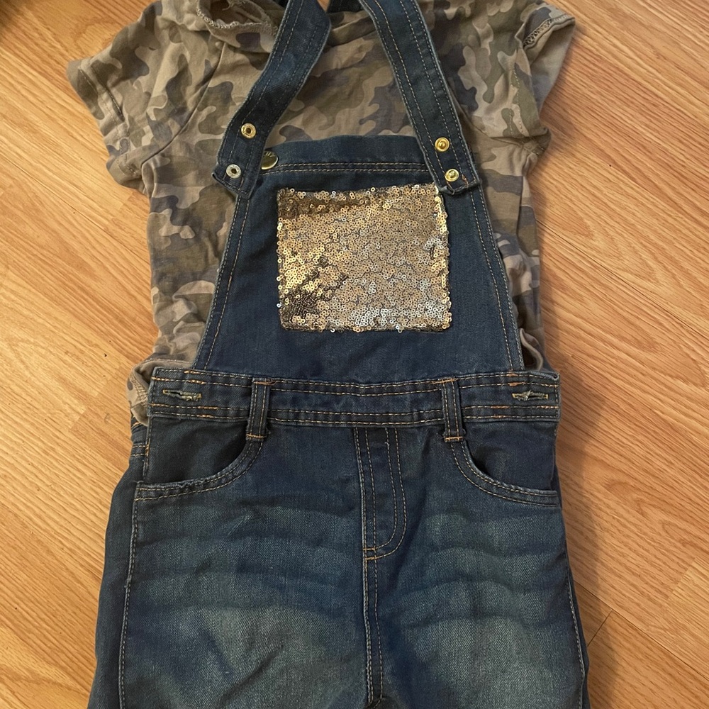 Girls clothes mostly size 10/12 or 7/8